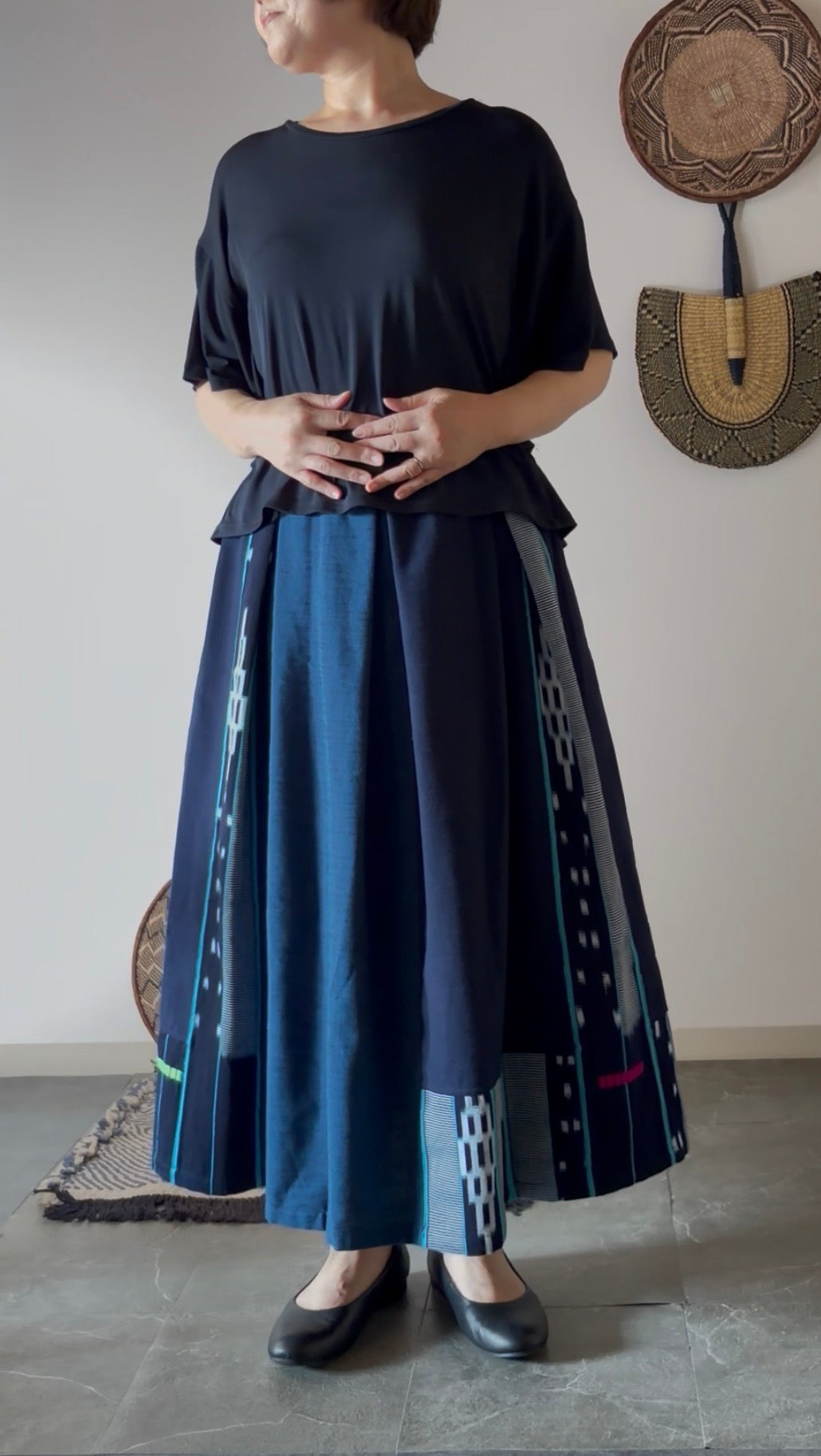 －水面みなも（ライトブルー）－縞ひとえ  西アフリカ バウレ族の藍染布 × 久留米絣のスカート