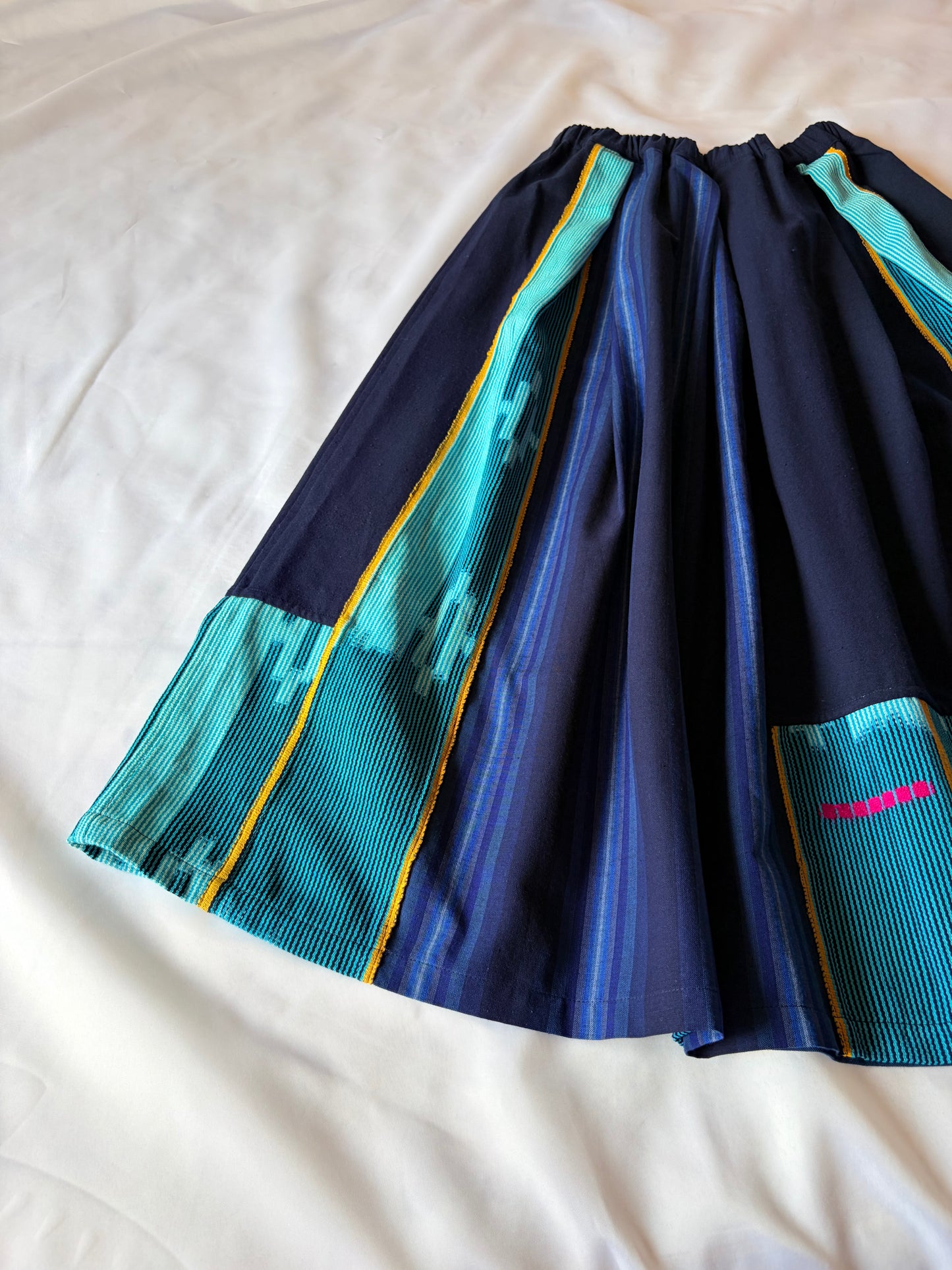 －夏のそら（ミントブルー）－縞ひとえ  西アフリカ バウレ族の藍染布 × 久留米絣のスカート